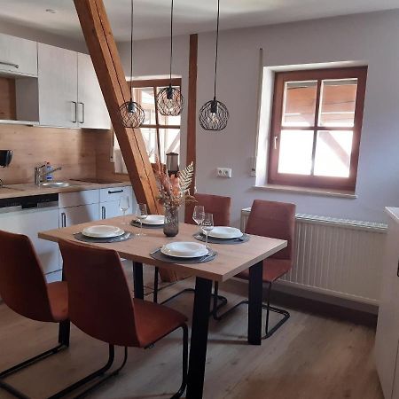 Apartament Weingut Engelhardt Rottingen Zewnętrze zdjęcie