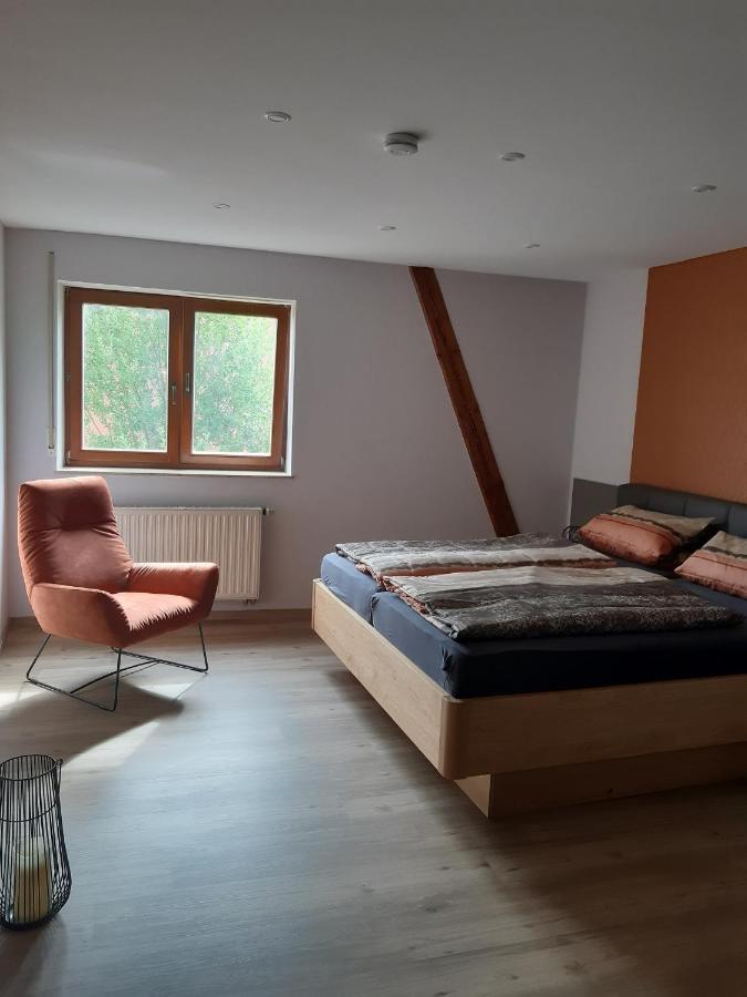 Apartament Weingut Engelhardt Rottingen Zewnętrze zdjęcie