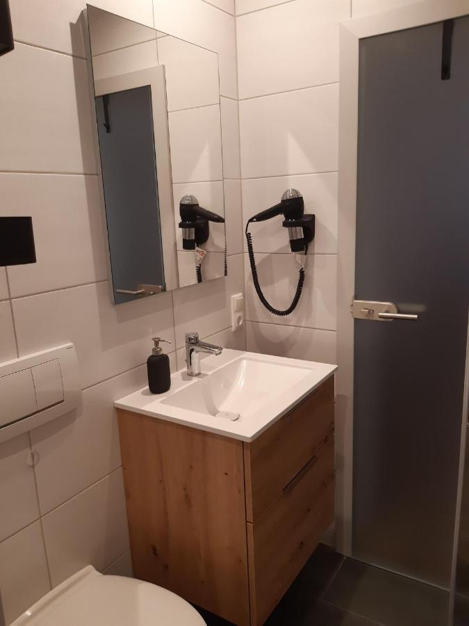Apartament Weingut Engelhardt Rottingen Zewnętrze zdjęcie